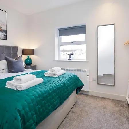 Apartman Bishopthorpe Road Luxury Sleeps 12 *