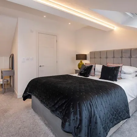 Bishopthorpe Road Luxury Sleeps 12 Apartman