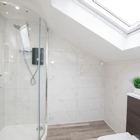 Bishopthorpe Road Luxury Sleeps 12 Daire *