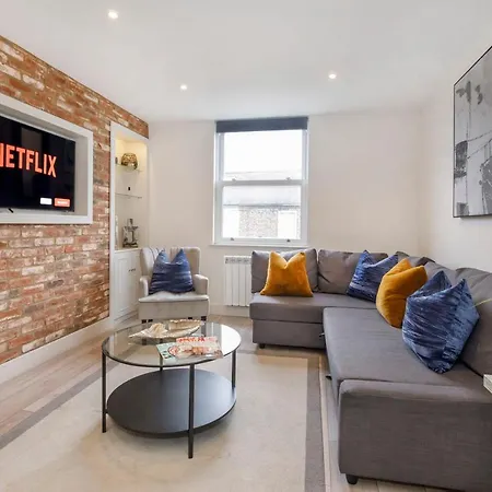 Bishopthorpe Road Luxury Sleeps 12 Daire