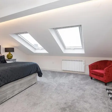 Bishopthorpe Road Luxury Sleeps 12 Daire *