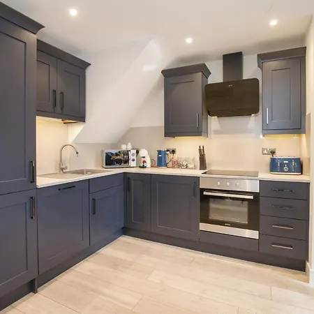 Bishopthorpe Road Luxury Sleeps 12 York